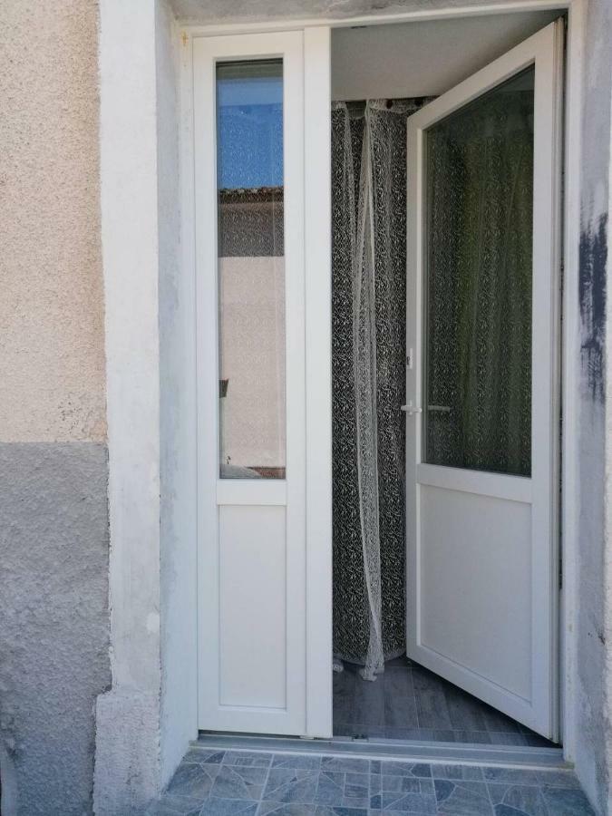 Apartamento Punta Pula Exterior foto
